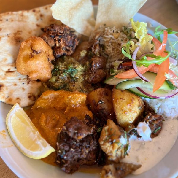 Plate of curry Waterfront inn Image